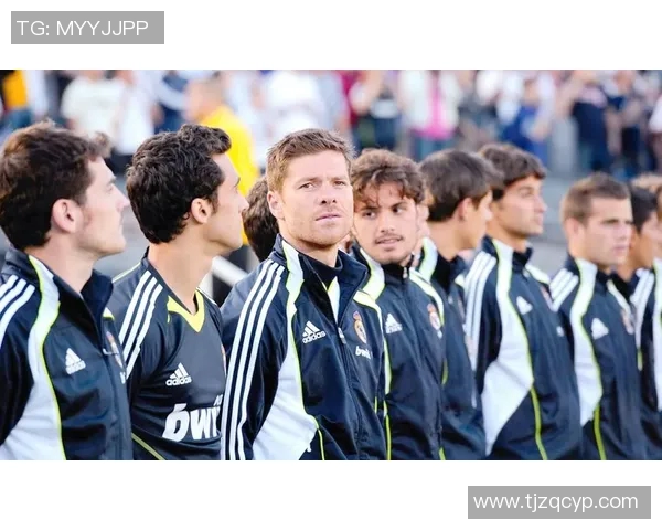 回顾98至02年足球明星的辉煌岁月与传奇瞬间